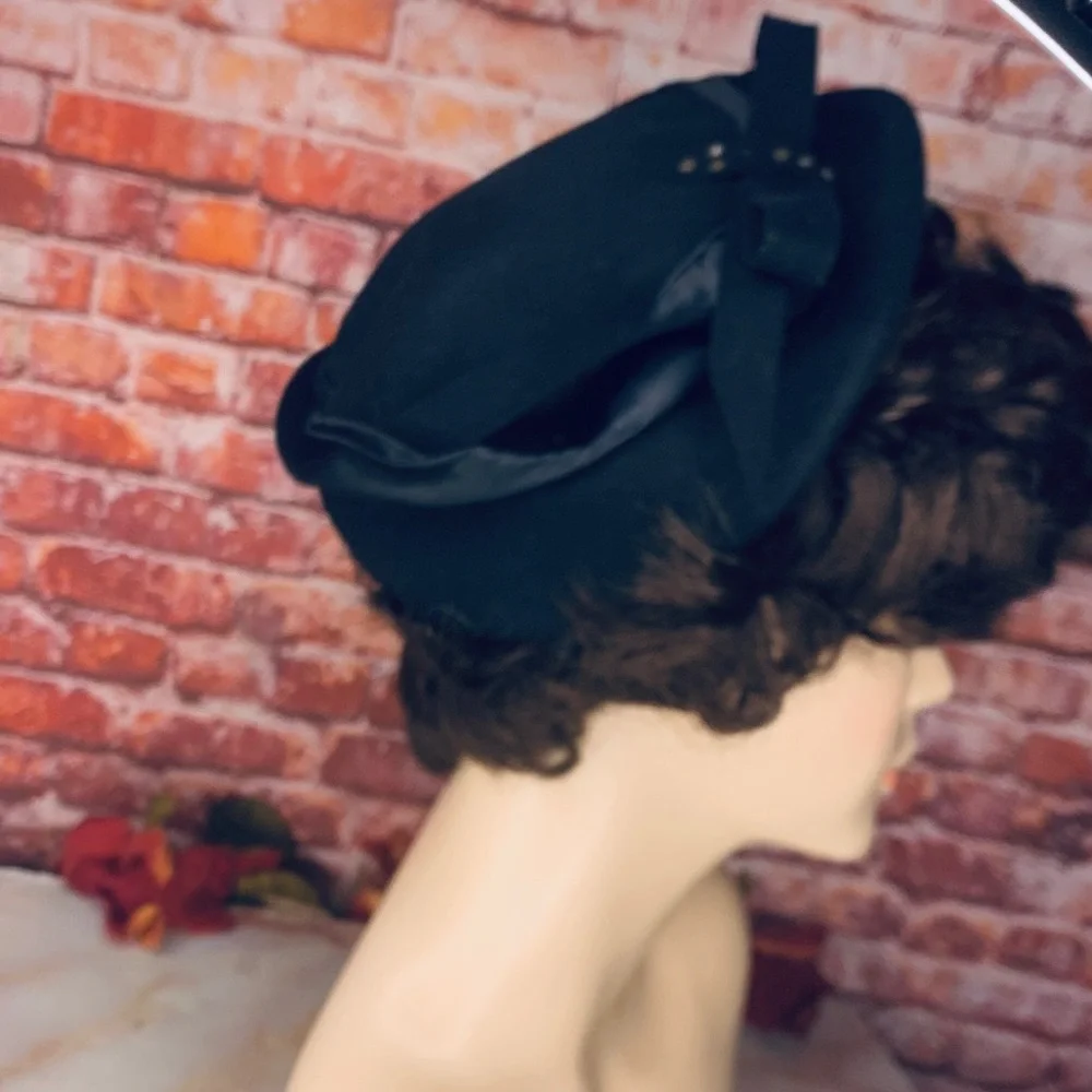 Vintage 40s Glenover Henry Pollack Tilt Felt Black Wool Felt Rhinestone …